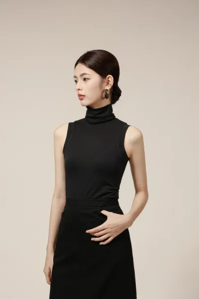 CatWarm High Neck Warm Ear-Wrap Tank