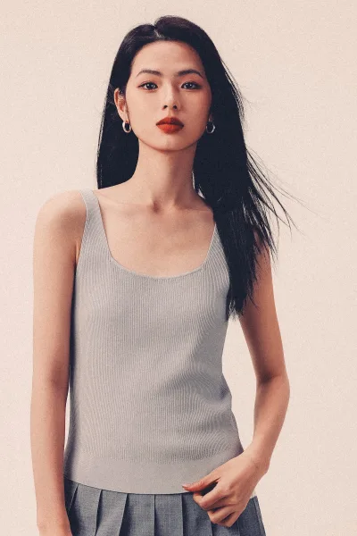 Aircon V-U-Neck 2-in-1  Longline Tank Top